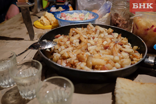 Сыктывкарец жил неделю в квартире с покойницей