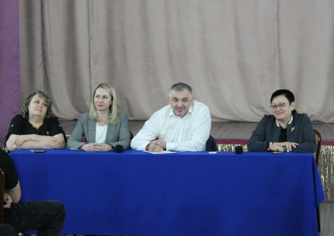 Usinsk.jpg Usinsk.jpg
