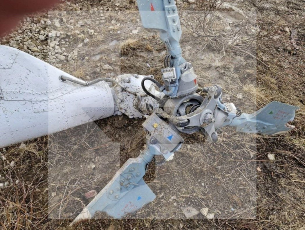 Количество пострадавших при жесткой посадке вертолета снова увеличилось