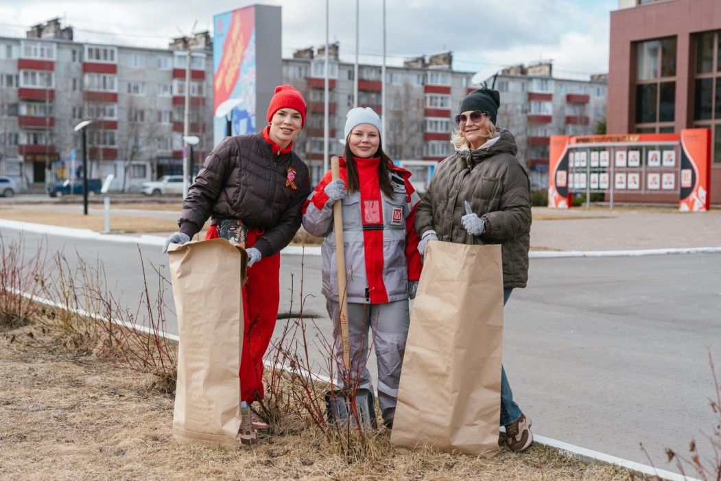 Работники ЛУКОЙЛ-Перми в Усинске, Ухте и Яреге присоединились к общегородским субботникам