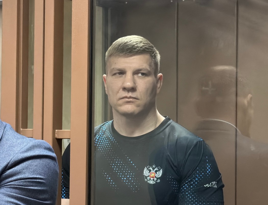 Бывшего начальника и преподавателя центра профподготовки МВД по Коми оставили в СИЗО