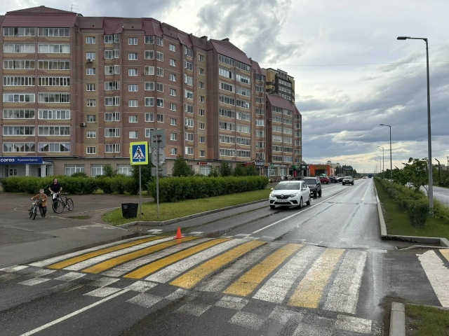 В Ухте иномарка сбила двух пешеходов