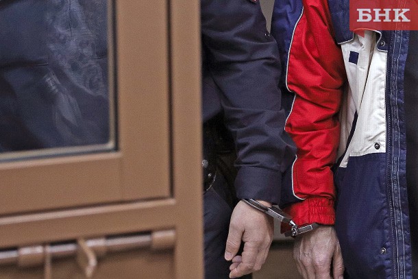 «Погрузили в хозяйственную сумку, вывезли и убили»: в суде рассказали о расправе над соперником «ифовских»