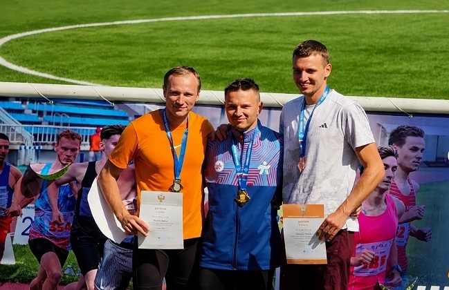 Спортсмен из Коми выиграл серебро чемпионата России по легкой атлетике