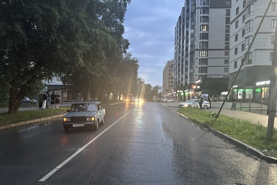 Водитель-новичок наехал на мужчину в Сыктывкаре