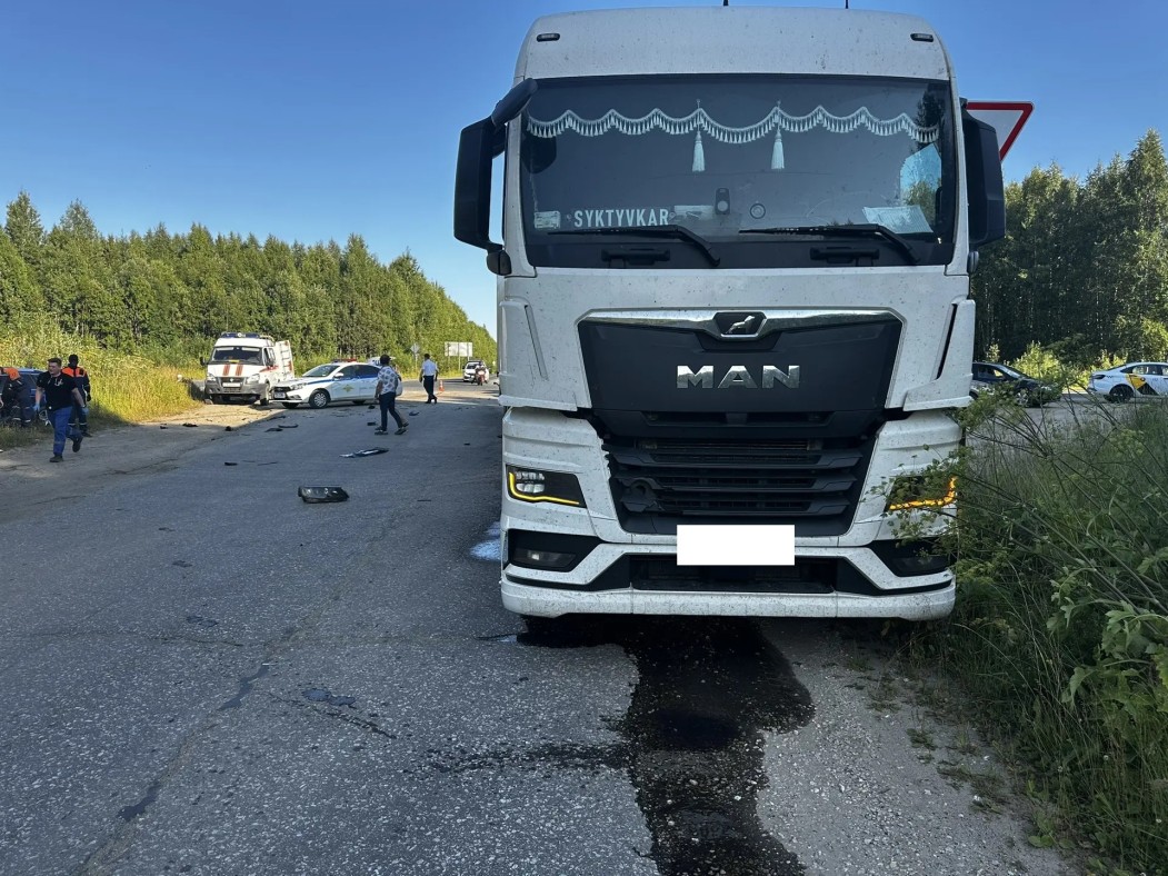 Под Ухтой из-за «неуступчивых» водителей произошло два ДТП