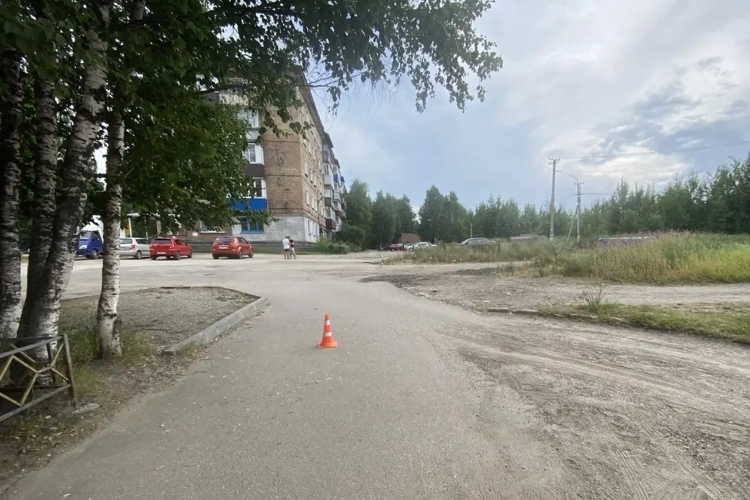 Юный сосногорец попал в больницу с травмой живота после падения с самоката