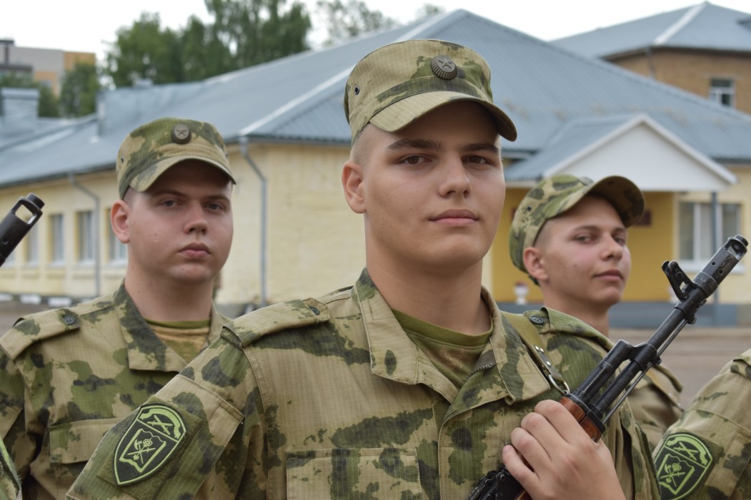В Сыктывкаре молодые росгвардейцы приняли присягу