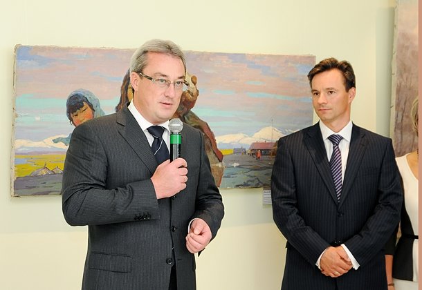 YUR_5731.jpg YUR_5731.jpg