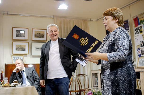 KIR_4028.jpg KIR_4028.jpg