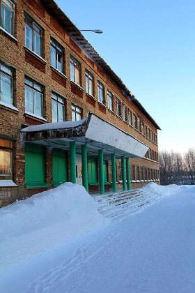 Avtory-listovki-predlagayut-zakryt-schestuyu-schkolu.jpg