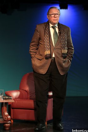 ANT_2432.jpg ANT_2432.jpg