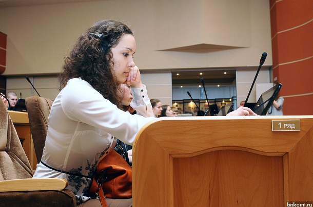 RET_1211.jpg RET_1211.jpg