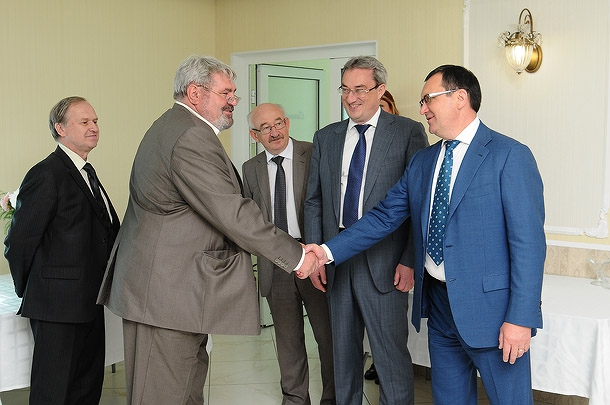 KIR_1426.jpg KIR_1426.jpg