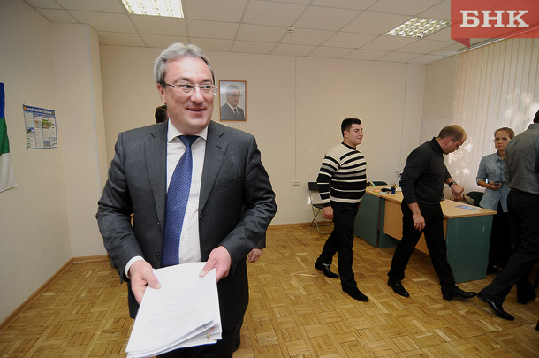 KIR_2830.jpg KIR_2830.jpg