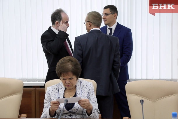 Пенсионерам не хватает