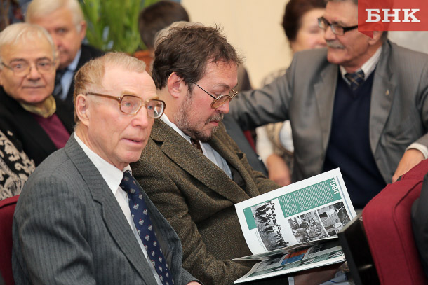 ANT_3780.jpg ANT_3780.jpg