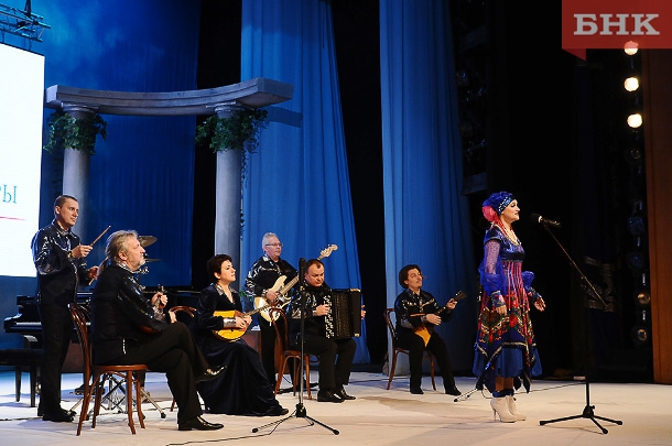 KAB_3711.jpg KAB_3711.jpg