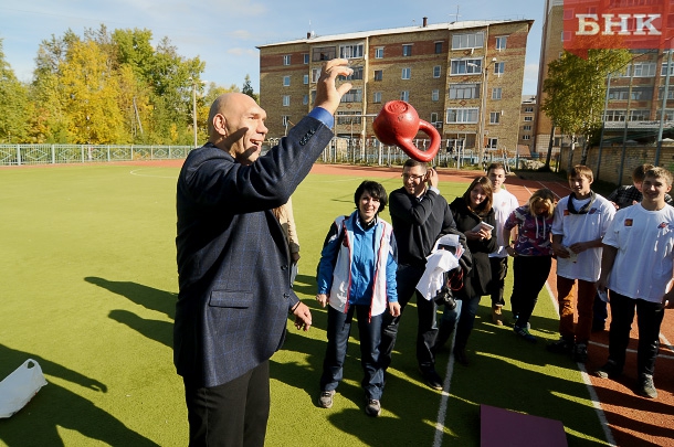 valuev-uhta.jpg