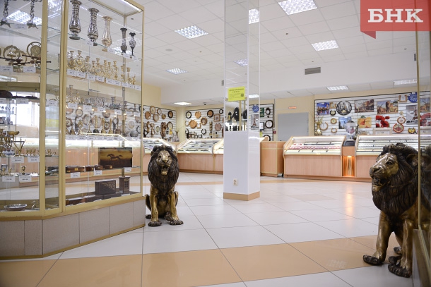 Цум сыктывкар режим работы. Сыктывкар цум интернациональная, 147. Работа цума в праздничные дни. Магазин цум город сыктывкар. Работа цума в праздничные дни.