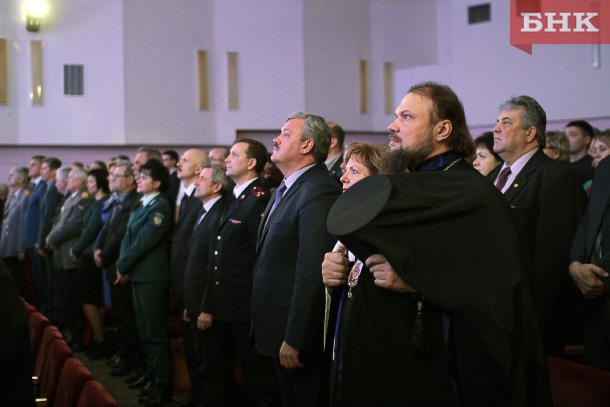 FED_233117.jpg FED_233117.jpg