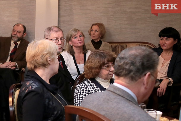 ANT_7476.jpg ANT_7476.jpg