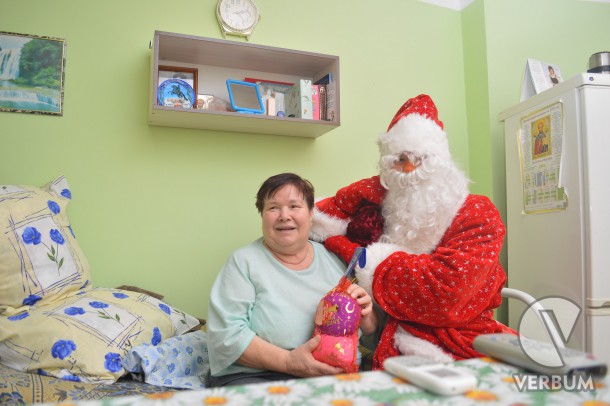 Дед Мороз исполнил пожелания жителей Тентюковского дома-интерната