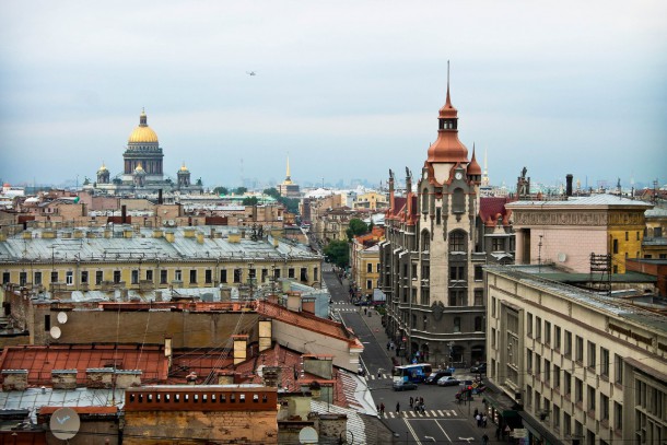 В Петербурге разрешат гулять по крышам