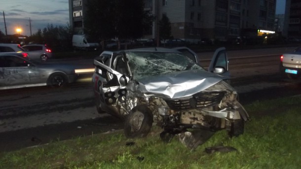 ДТП В Ухте: два водителя и пассажир попали в больницу  