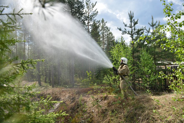 В Сосногорском районе прошли учения по защите населенных пунктов от лесных пожаров