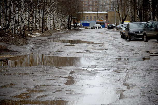 В «больничном городке» столицы Коми отремонтируют дороги