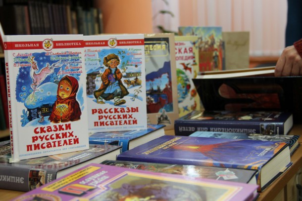 Центральная библиотечная система Сыктывкара получила в дар от мэрии 146 книг