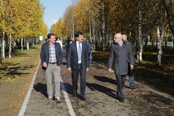 Медицинское обслуживание граждан и благоустройство города в центре внимания «сподвижника» Александра Лейфрида