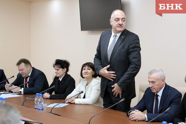 ANT_1876.jpg ANT_1876.jpg