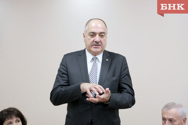 ANT_1883.jpg ANT_1883.jpg