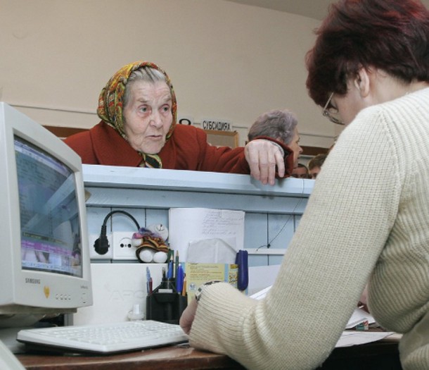 Все социальные выплаты проиндексируют с  1 февраля - Топилин