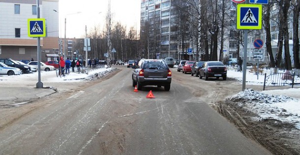 В Сыктывкаре пенсионерку сбили на пешеходном переходе