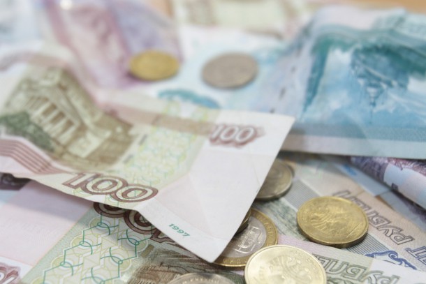 Малоимущих россиян могут освободить от подоходного налога