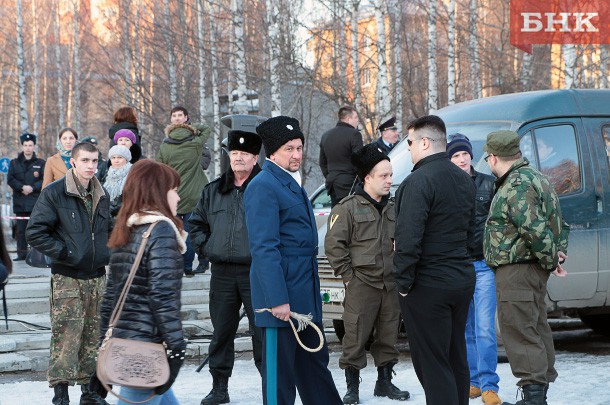 На обсуждение: «Ряженых казаков могут объявить вне закона»