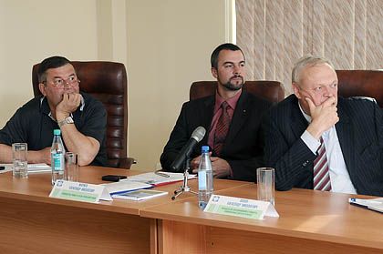 KIR_1860.jpg KIR_1860.jpg