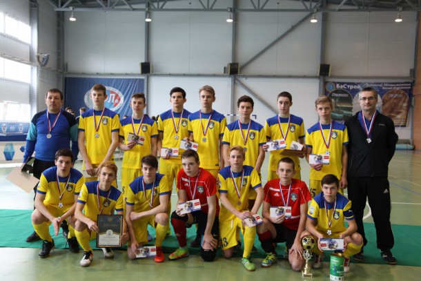 Команда Республиканской футбольной школы взяла серебро на Первенства России по мини-футболу 