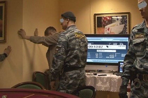 В Сыктывкаре будут судить организатора подпольного казино с наркотиками