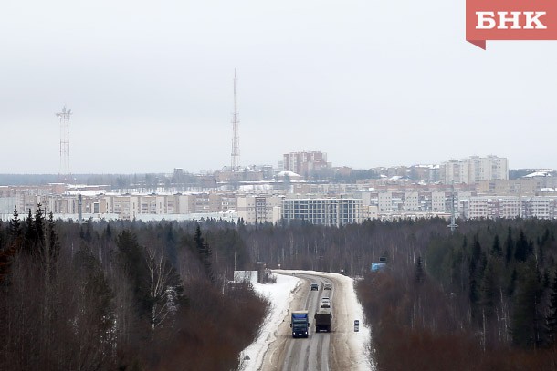 Рынок нелегальных автоперевозок между Сыктывкаром и Ухтой оценили в 600 млн рублей