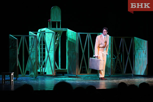 BOB_6636.jpg BOB_6636.jpg