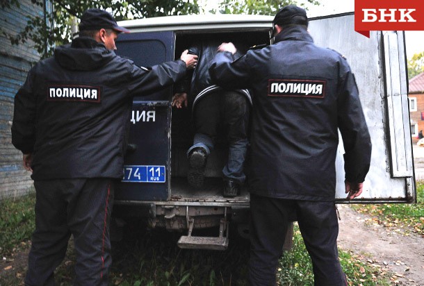 В Сыктывдинском районе безработный сосед похитил у пенсионерки опоры для забора