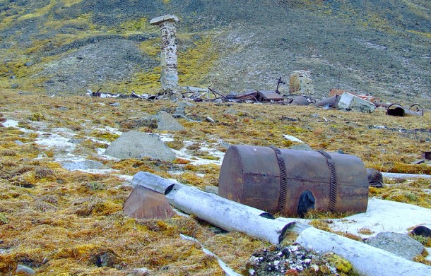 От бытового мусора до брошенных зданий и судов: в Арктике идет масштабная уборка