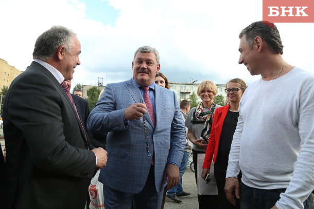 BOB_8959.jpg BOB_8959.jpg