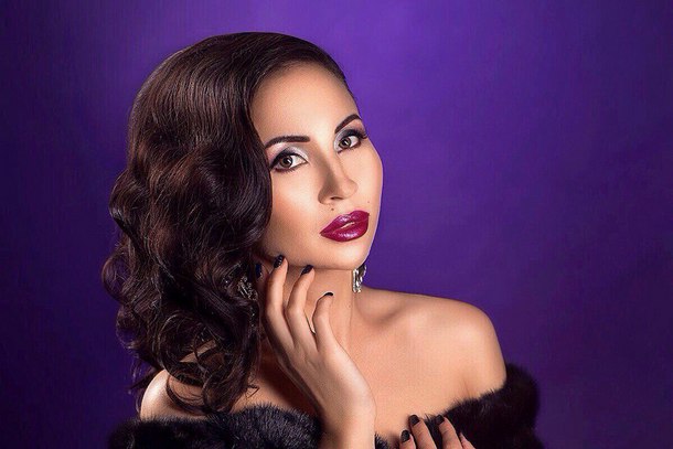 Eva-Karanovskaya.jpg Eva-Karanovskaya.jpg