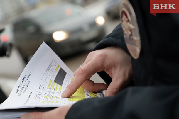 Сыктывкарские автоинспекторы вышли в рейд «Пешеход и дорога»