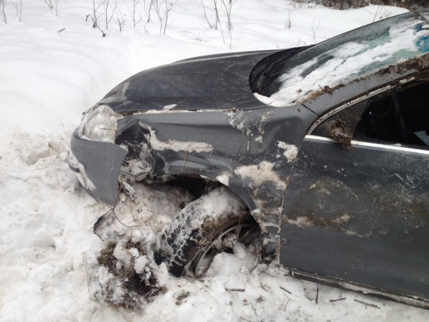 В пригороде Сыктывкара перевернулся Volkswagen